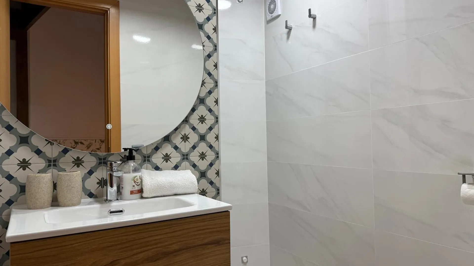 Amazing Apartment In Malaga Oldtown Calle Carreteria Free Wifi&Ac